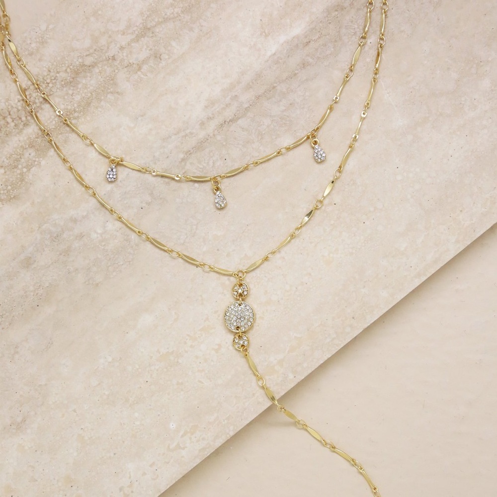 BRAND NEW GOLD LAYERING NECKLACE